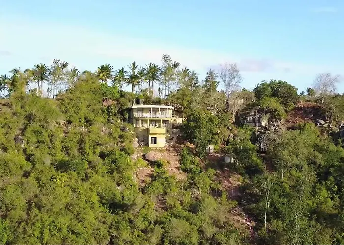 Arcadia Cliff House